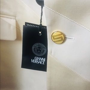 Gianni Versace new cream men’s suit with pants.